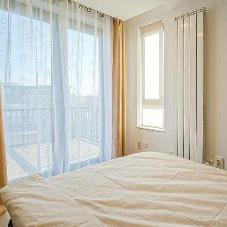Bright Apartments Moments Away From Herastrau Park, Mall And Metro 布加勒斯特 外观 照片
