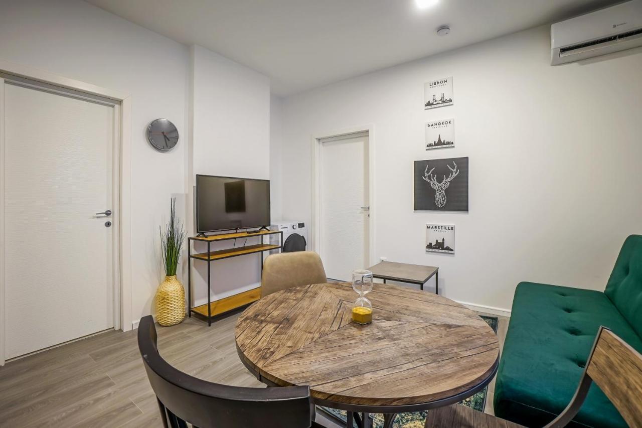 Bright Apartments Moments Away From Herastrau Park, Mall And Metro 布加勒斯特 外观 照片