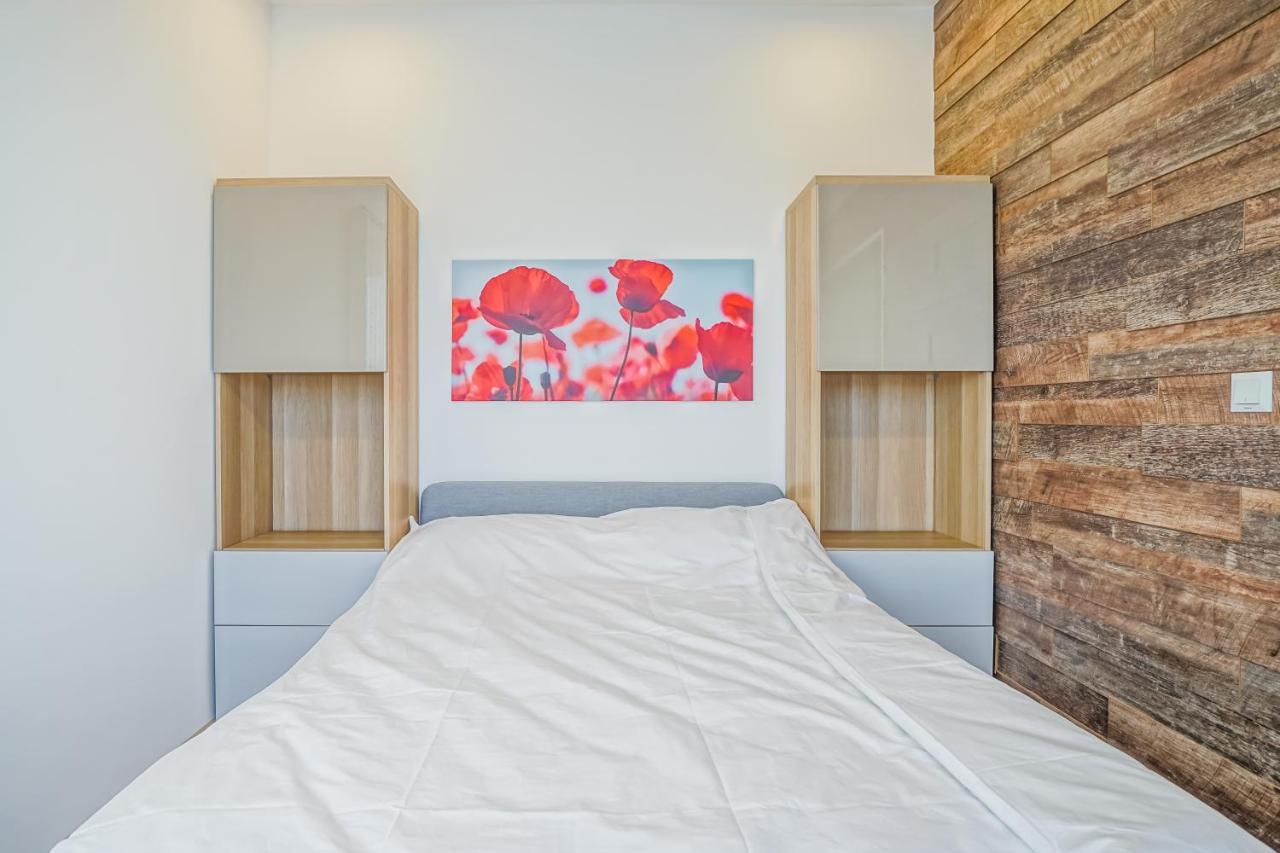 Bright Apartments Moments Away From Herastrau Park, Mall And Metro 布加勒斯特 外观 照片