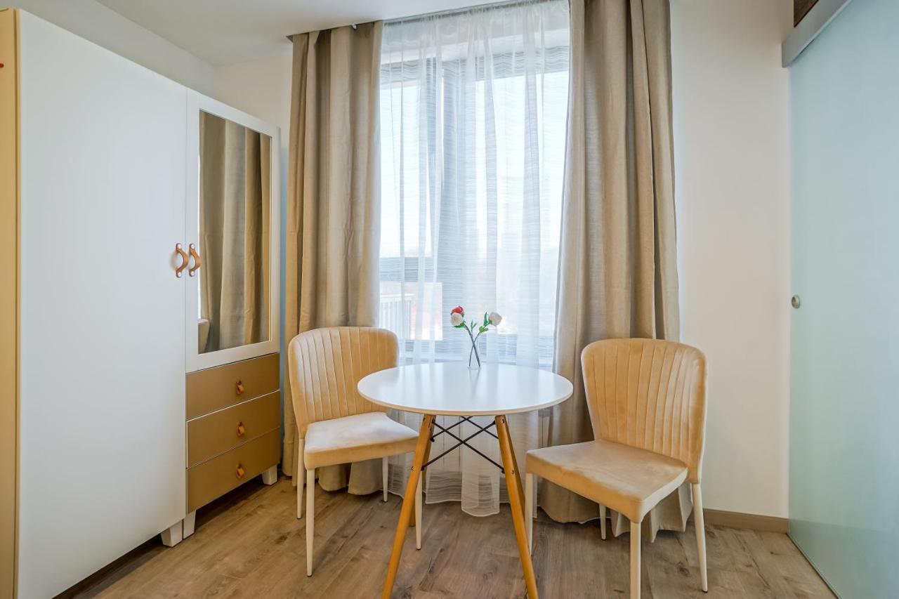 Bright Apartments Moments Away From Herastrau Park, Mall And Metro 布加勒斯特 外观 照片
