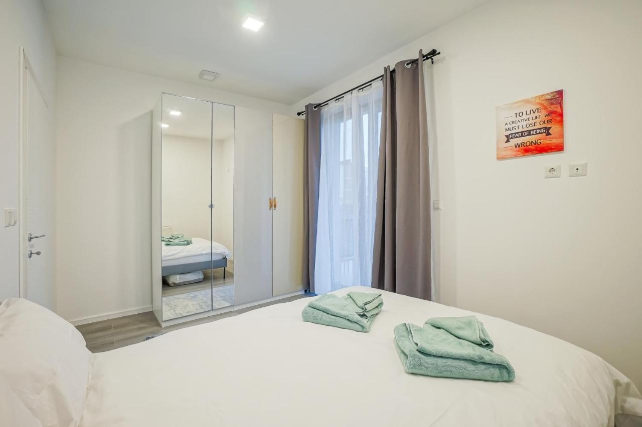 Bright Apartments Moments Away From Herastrau Park, Mall And Metro 布加勒斯特 外观 照片